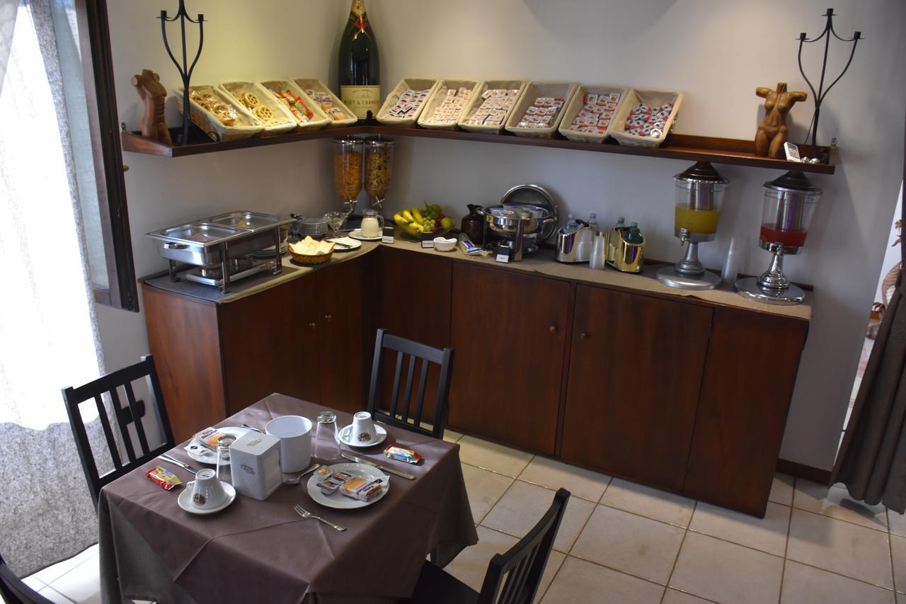 Hotel Joy Castel Volturno Zewnętrze zdjęcie